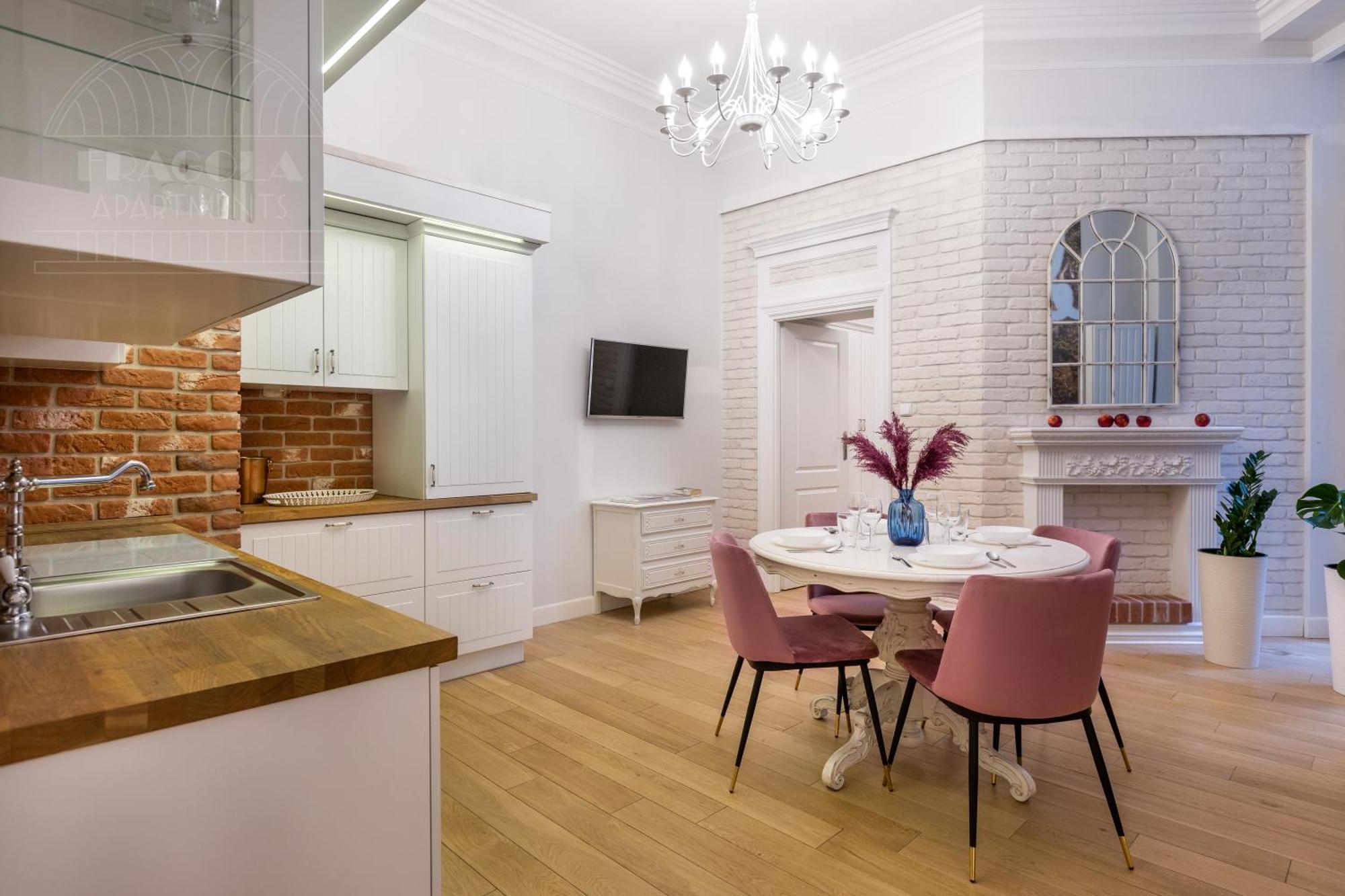 Cozy City Center Apartments Pilsudskiego 11 Krakow Dış mekan fotoğraf